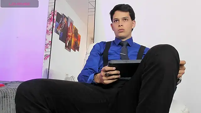 elijah stoone online show from April 2026 12:10:01 PM