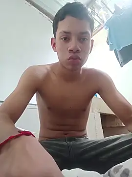 curious straight guy online show from May 2026 07:01:02 PM