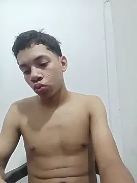 curious straight guy online show from May 2026 02:22:01 AM