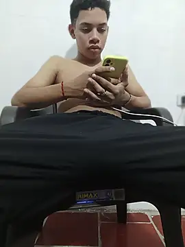 curious straight guy online show from July 2026 08:23:02 PM