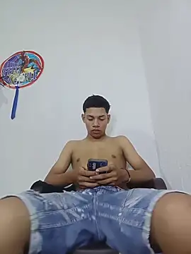 curious straight guy online show from May 2026 01:55:01 AM