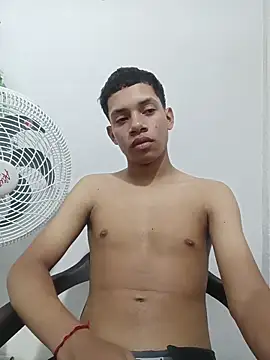 curious straight guy online show from May 2026 12:25:01 AM