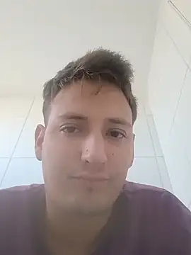 welltommy2001 online show from May 2026 02:45:01 PM