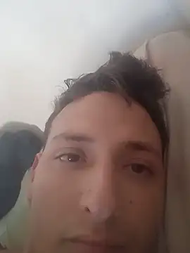 welltommy2001 online show from June 2026 04:18:01 PM