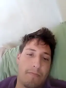 welltommy2001 online show from April 2026 04:44:02 PM