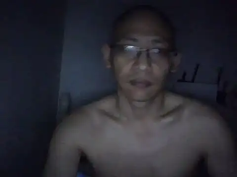 Snapshot of benly118 chatting on April 2026 01:15:01 PM benly118 online show from April 2026 01:15:01 PM