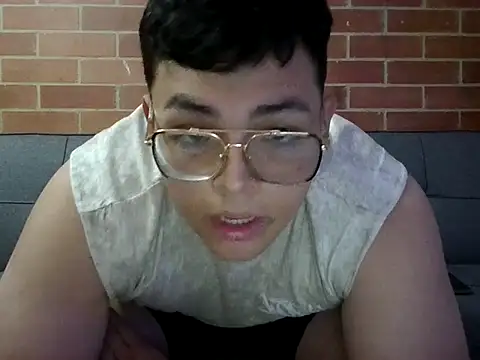 Snapshot of steef0_ chatting on April 2026 05:23:01 AM steef0 online show from April 2026 05:23:01 AM