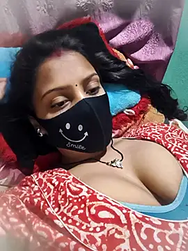 Snapshot of BaddieUnleashed chatting on May 2026 10:02:01 PM BaddieUnleashed online show from May 2026 10:02:01 PM