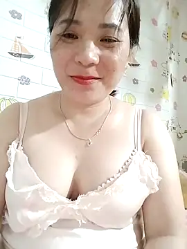 ManaMi-Amii online show from May 2026 02:37:02 PM