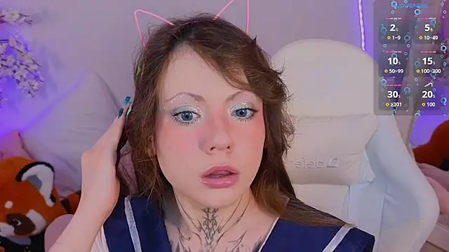 EricaMoonn online show from May 2026 10:19:01 AM