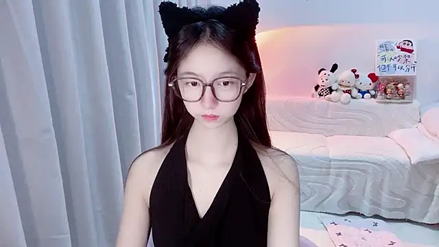Snapshot of lucky-tt chatting on May 2026 01:24:01 AM lucky-tt online show from May 2026 01:24:01 AM