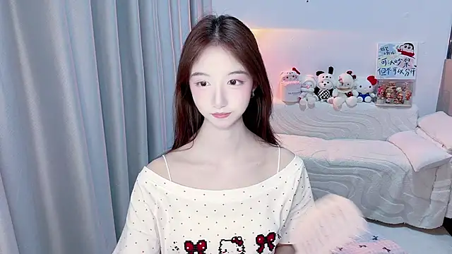 lucky-tt online show from July 2026 11:42:02 AM