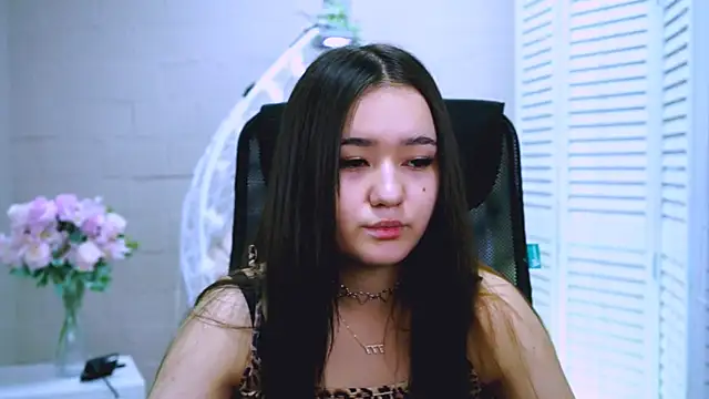 AmiMeow  online show from April 2026 05:52:01 AM