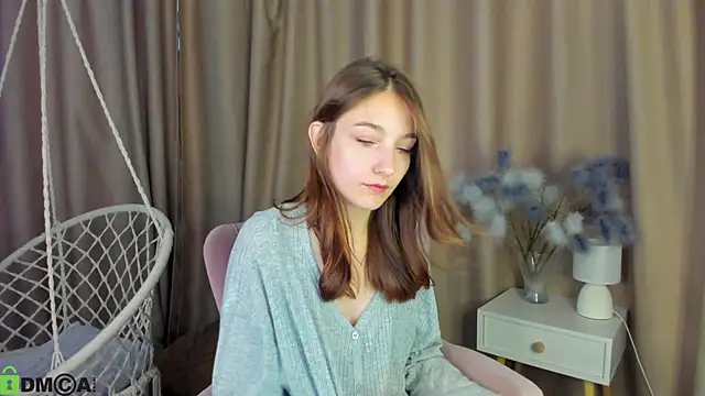 Snapshot of alis_tauber chatting on June 2026 01:11:02 AM alis tauber online show from June 2026 01:11:02 AM