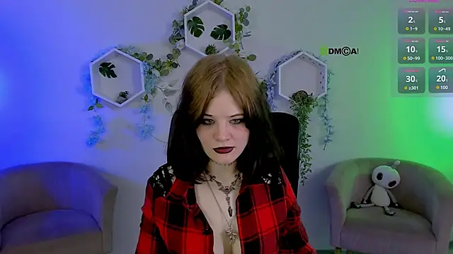 nikki kiss  online show from June 2026 08:32:02 AM