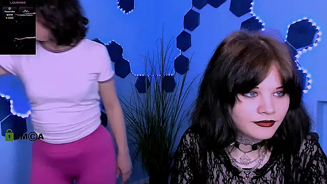 nikki kiss  online show from May 2026 10:18:02 AM