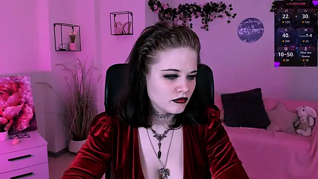 nikki kiss  online show from July 2026 08:37:01 AM