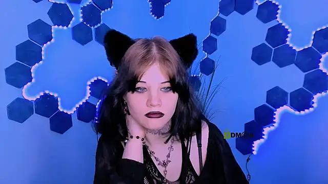 nikki kiss  online show from May 2026 09:17:02 AM