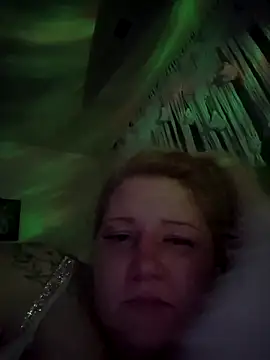 jilljizzle1990 online show from April 2026 06:40:02 AM