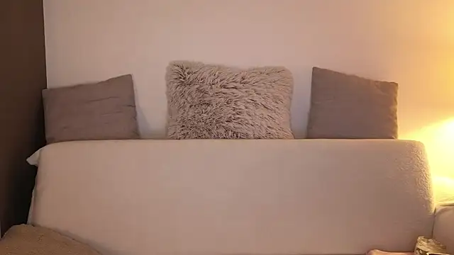 Sharon Red online show from February 2026 06:07:01 PM