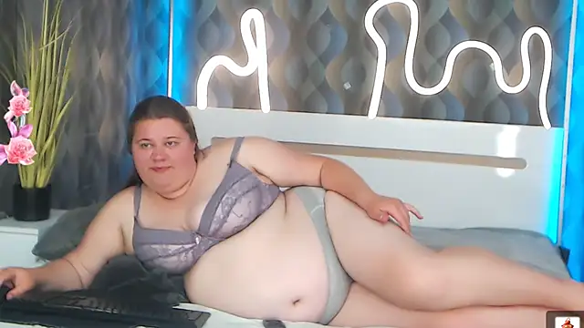 Bella Blvck online show from May 2026 05:53:02 PM