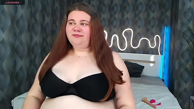 Bella Blvck online show from April 2026 05:42:02 PM