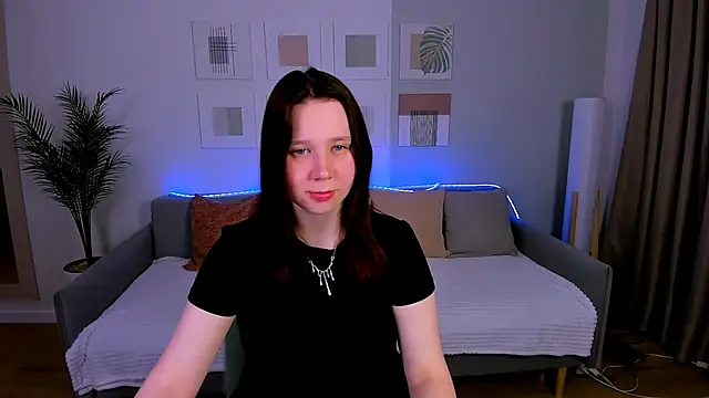 MooonlightSky online show from April 2026 07:37:01 PM