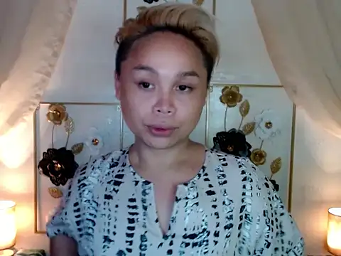 Snapshot of olla_victoria chatting on July 2026 09:16:02 AM olla victoria online show from July 2026 09:16:02 AM