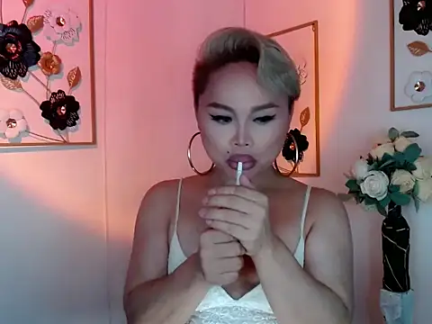 Snapshot of olla_victoria chatting on June 2026 03:06:02 PM olla victoria online show from June 2026 03:06:02 PM