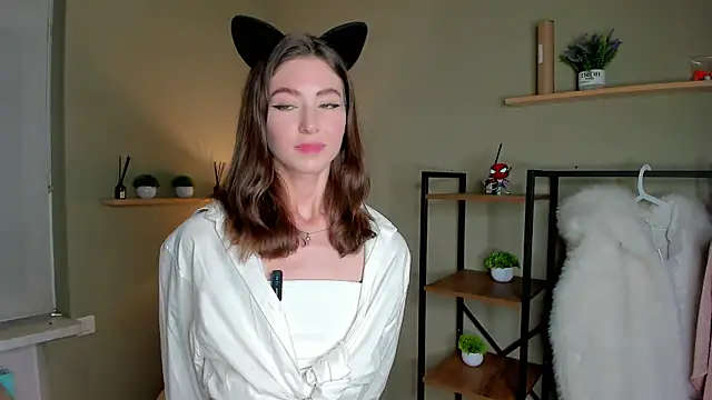 Peaches Peaches online show from May 2026 03:55:02 PM