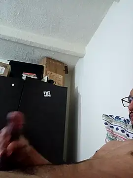 Snapshot of Oliver_Goldberg chatting on May 2026 11:52:01 AM Oliver Goldberg online show from May 2026 11:52:01 AM