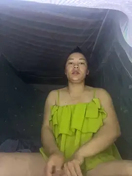 daisy-yeu online show from April 2026 02:44:02 PM