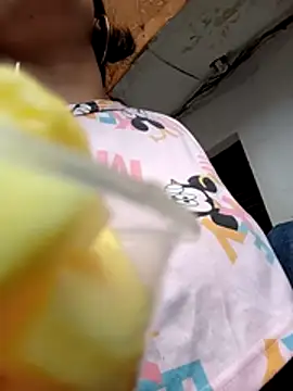 JohanitaRex2 online show from April 2026 07:18:01 PM