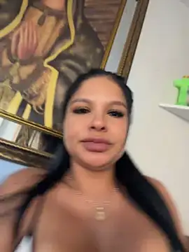 Snapshot of Elara_Luxe chatting on June 2026 07:52:01 PM Elara Luxe online show from June 2026 07:52:01 PM