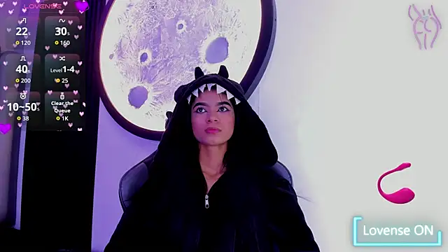 luna-bella  online show from May 2026 05:36:02 AM