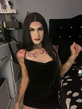 valen lewiiz online show from July 2026 11:02:01 PM