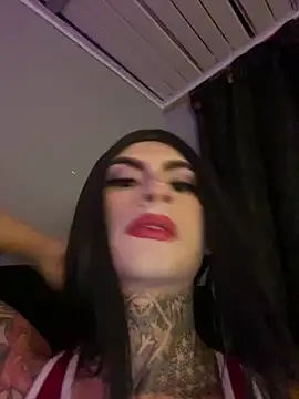 valen lewiiz online show from May 2026 05:17:01 AM