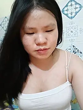 Seraphinahh online show from May 2026 04:35:02 PM