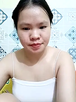 Seraphinahh online show from May 2026 07:28:02 PM