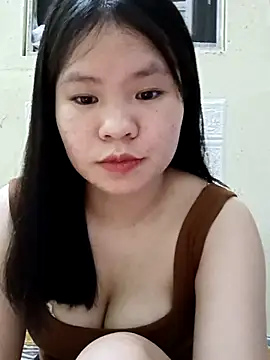 Seraphinahh online show from May 2026 03:39:01 PM