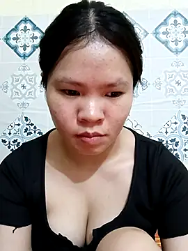Seraphinahh online show from May 2026 04:21:02 PM