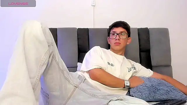 Adrien silex online show from April 2026 04:55:02 PM