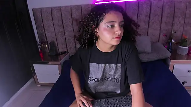 Dahlia rossee online show from May 2026 08:05:02 PM