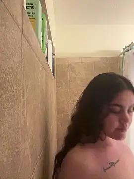 Snapshot of Islandmamita chatting on June 2026 05:38:02 AM Islandmamita online show from June 2026 05:38:02 AM