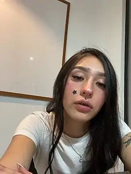 NickieCute- online show from May 2026 08:04:01 PM