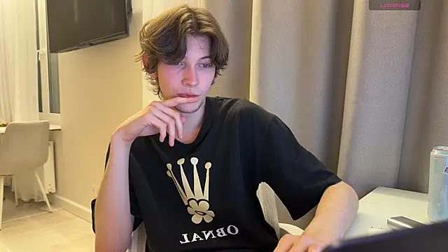 swaggenjoyer online show from May 2026 09:15:01 PM