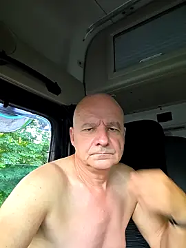 mannohmann5 online show from June 2026 06:28:01 PM