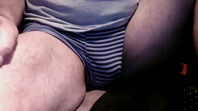 mannohmann5 online show from April 2026 06:45:02 PM