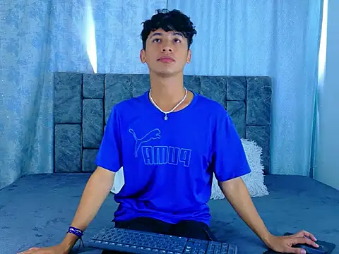 IhanKing online show from May 2026 06:19:02 PM