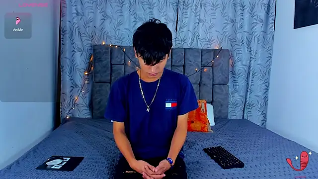 Snapshot of IhanKing chatting on June 2026 07:02:02 PM IhanKing online show from June 2026 07:02:02 PM